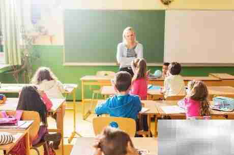 peach red是什么颜色