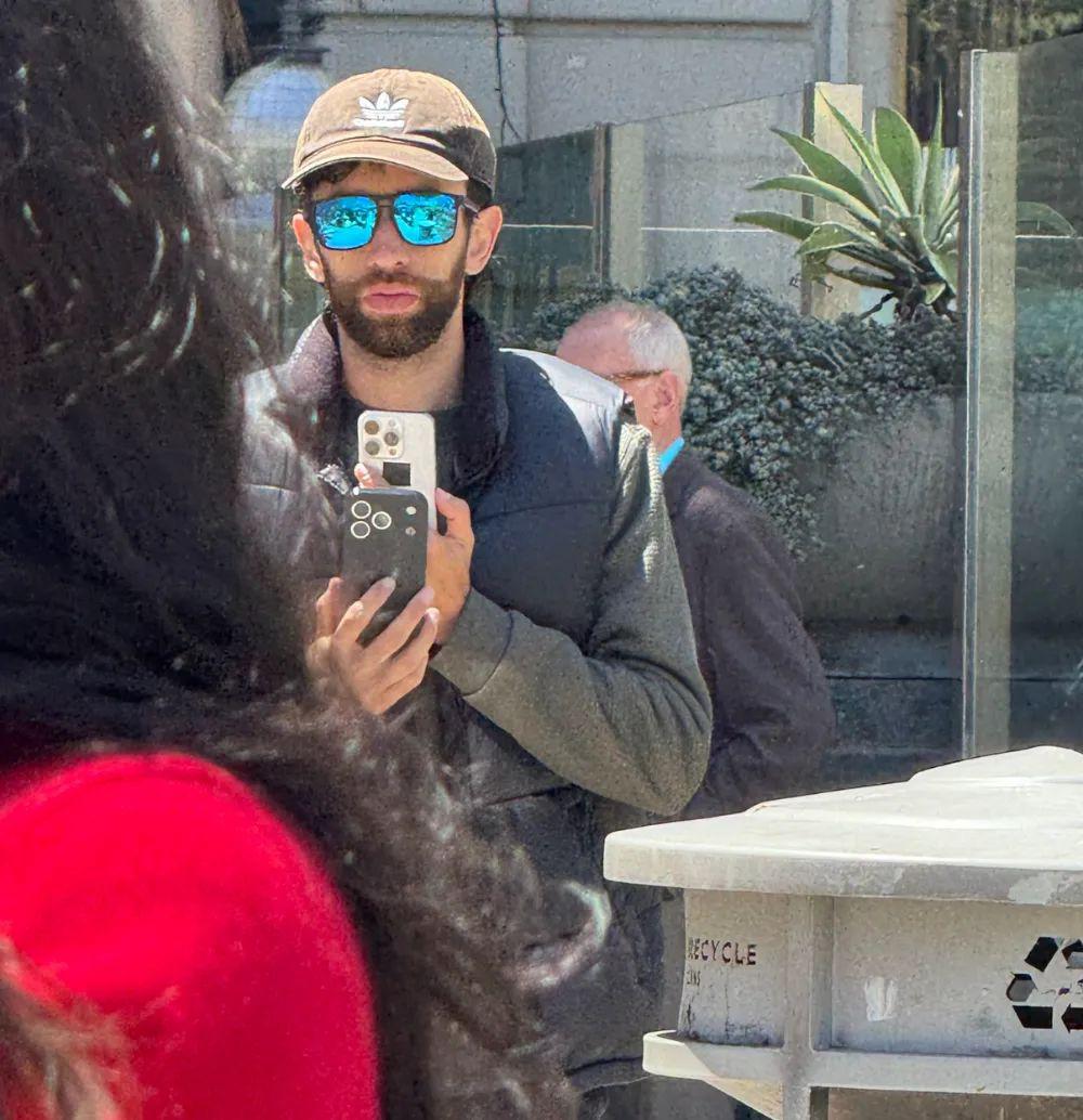 iPhone 17 Pro 原型机曝光，外观确认