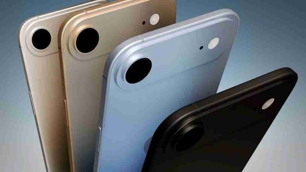 iPhone 17 能用挂绳了,梦回 20 年前?