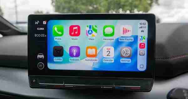 福特 CEO 回应不使用 CarPlay Ultra：不认可苹果策略 