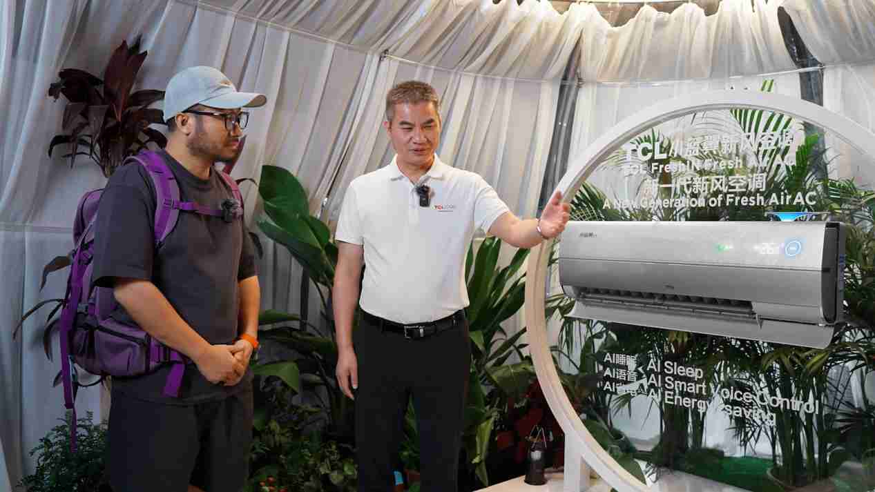 库木塔格沙漠挑战，TCL小蓝翼C7新风空调“性能大烤”