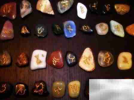 LOL中单EZ玩法解析