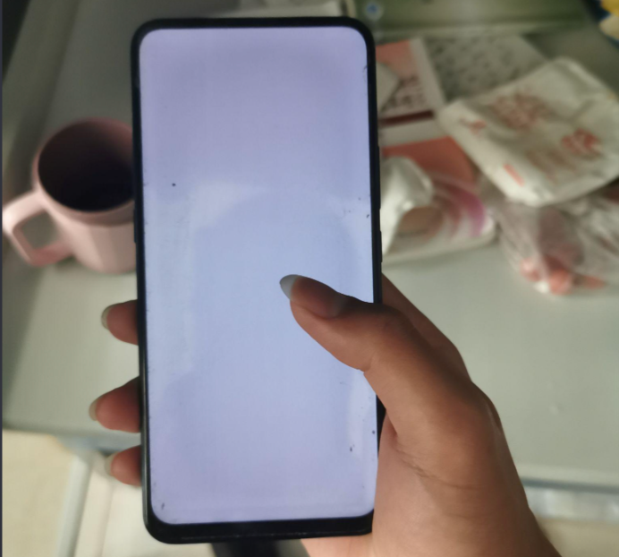 手机屏幕碎了还能用？外屏碎裂修复方法大全