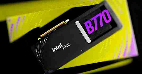 Intel显卡第一次冲击高端!功耗直达300W