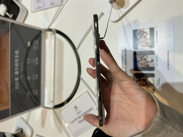 最薄iPhone Air上市遇冷销量低迷