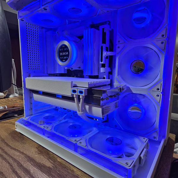 颜值惊艳!汽车功放改成RTX 3080散热器:GPU温度骤降10°C