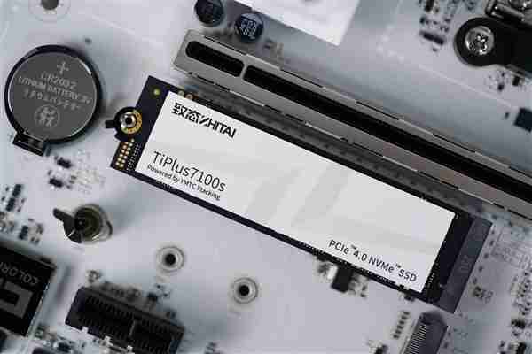 别被骗了！长江存储辟谣：没有关闭致态SSD产线