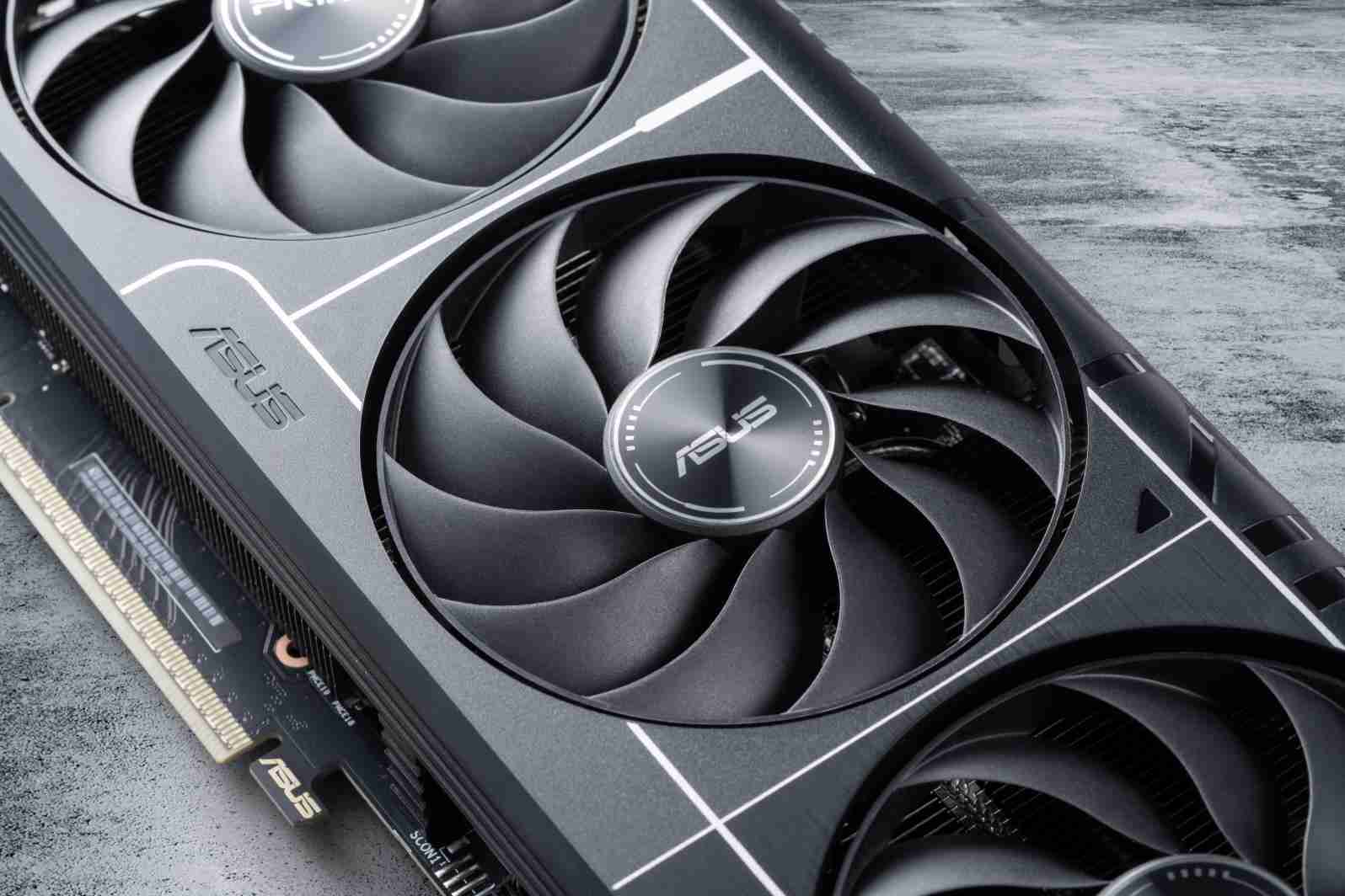 游戏娱乐与创意工作一卡搞定!华硕5070显卡2K全能王