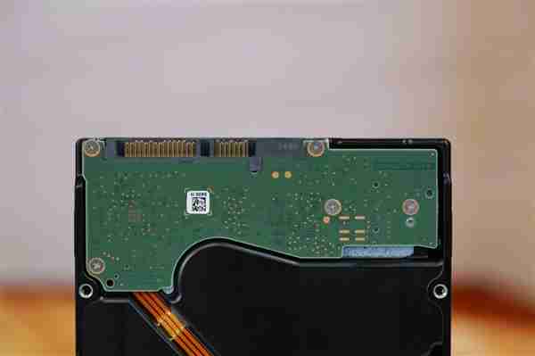 每碟片3TB！希捷银河Exos M 30TB硬盘图赏