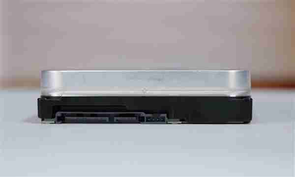 每碟片3TB！希捷银河Exos M 30TB硬盘图赏