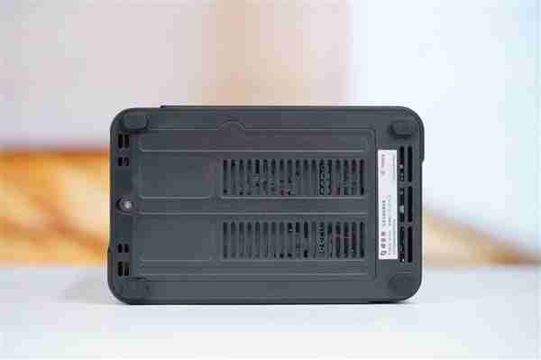 升级X86架构性能大提升！极空间Z2 Ultra图赏