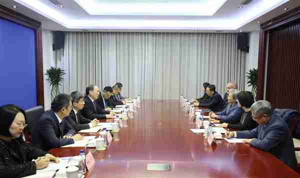 工信部部长会见AMD CEO苏姿丰：希望继续深耕中国市场