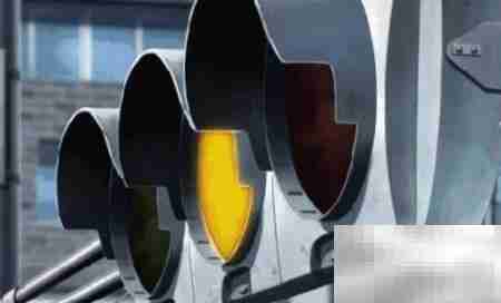 为何红灯总是一路相随？