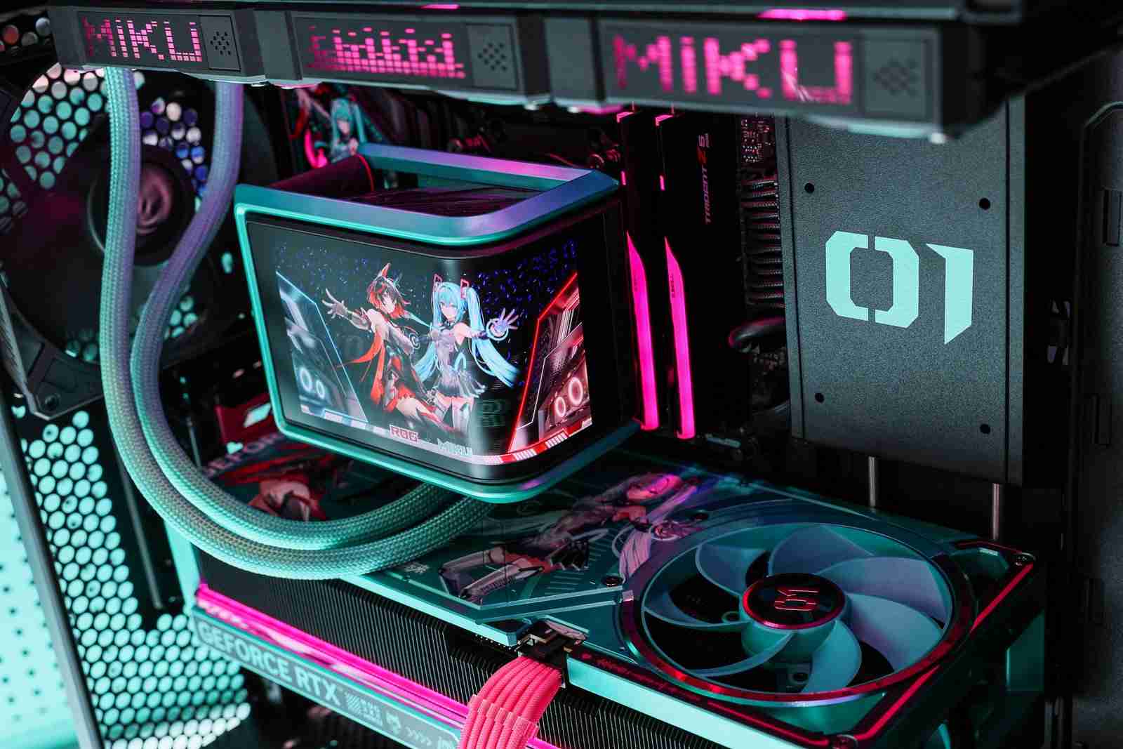 双十二升级焕新 ROG夜神RTX5080 RO姬x初音未来版显卡
