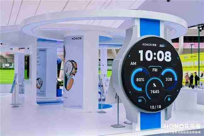 深马燃启在即官方指定运动手表荣耀手表5Pro领航大赛新起点