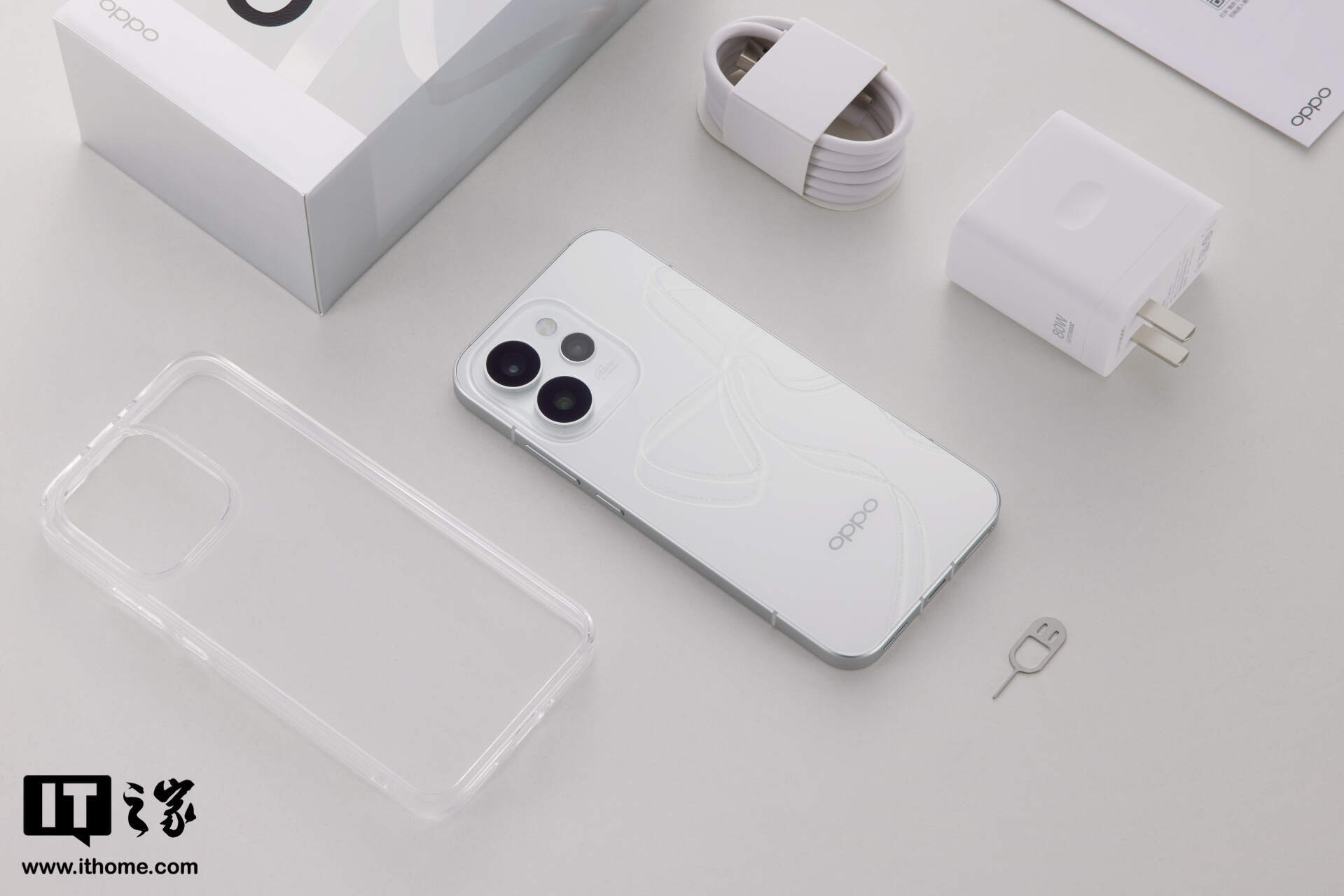 回归次旗舰定位：OPPO Reno 16 Pro 系列新机首曝，工程机搭载天玑 9400+(9500s) 处理器