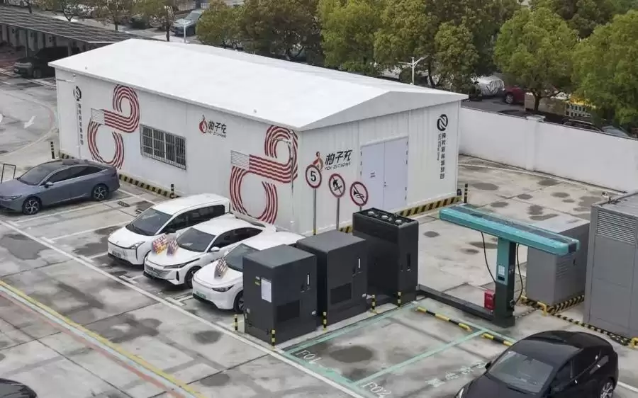 10分钟充满一台车，南京超级充电站投用