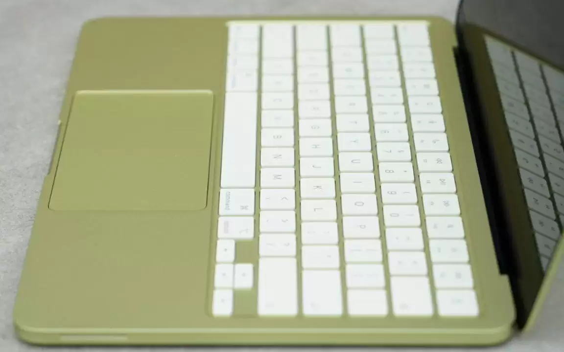 苹果更新自助维修计划，覆盖iPhone 17e、MacBook Neo等新品