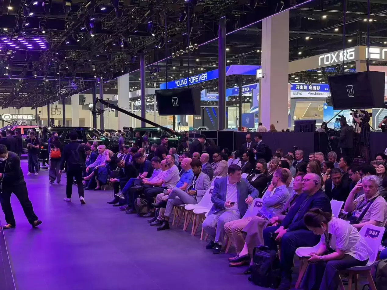 66e2a9ceb0a0b0be82a0f47c15595024