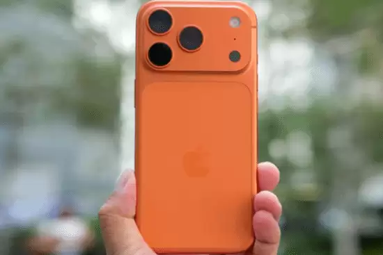 苹果用户请注意！多款iPhone电量耗尽后无法开机