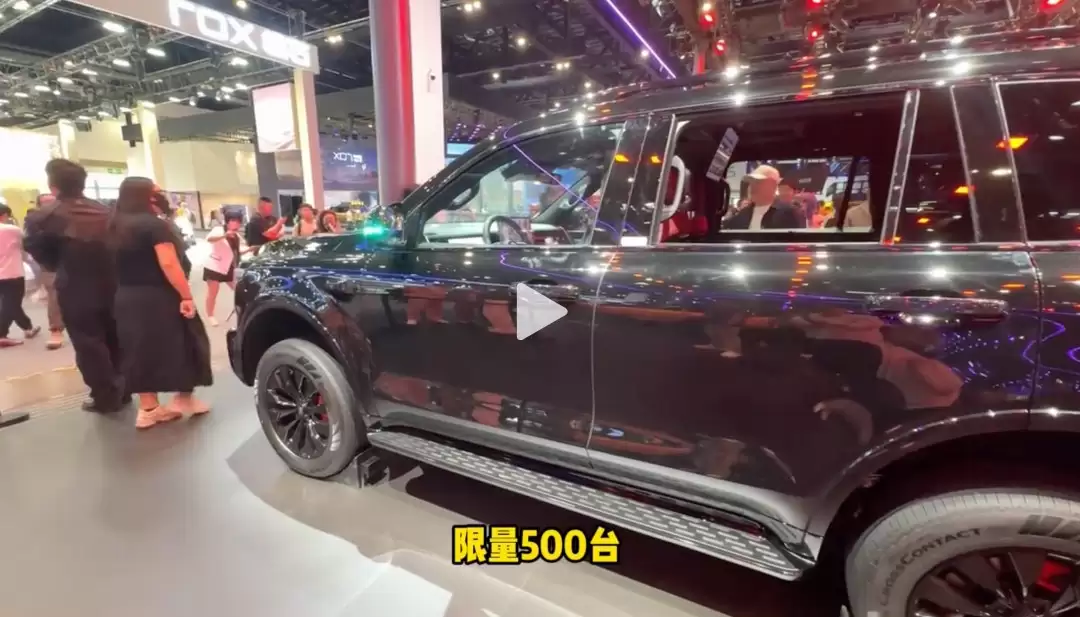 北京车展实拍｜坦克500黑武士气场直接拉满