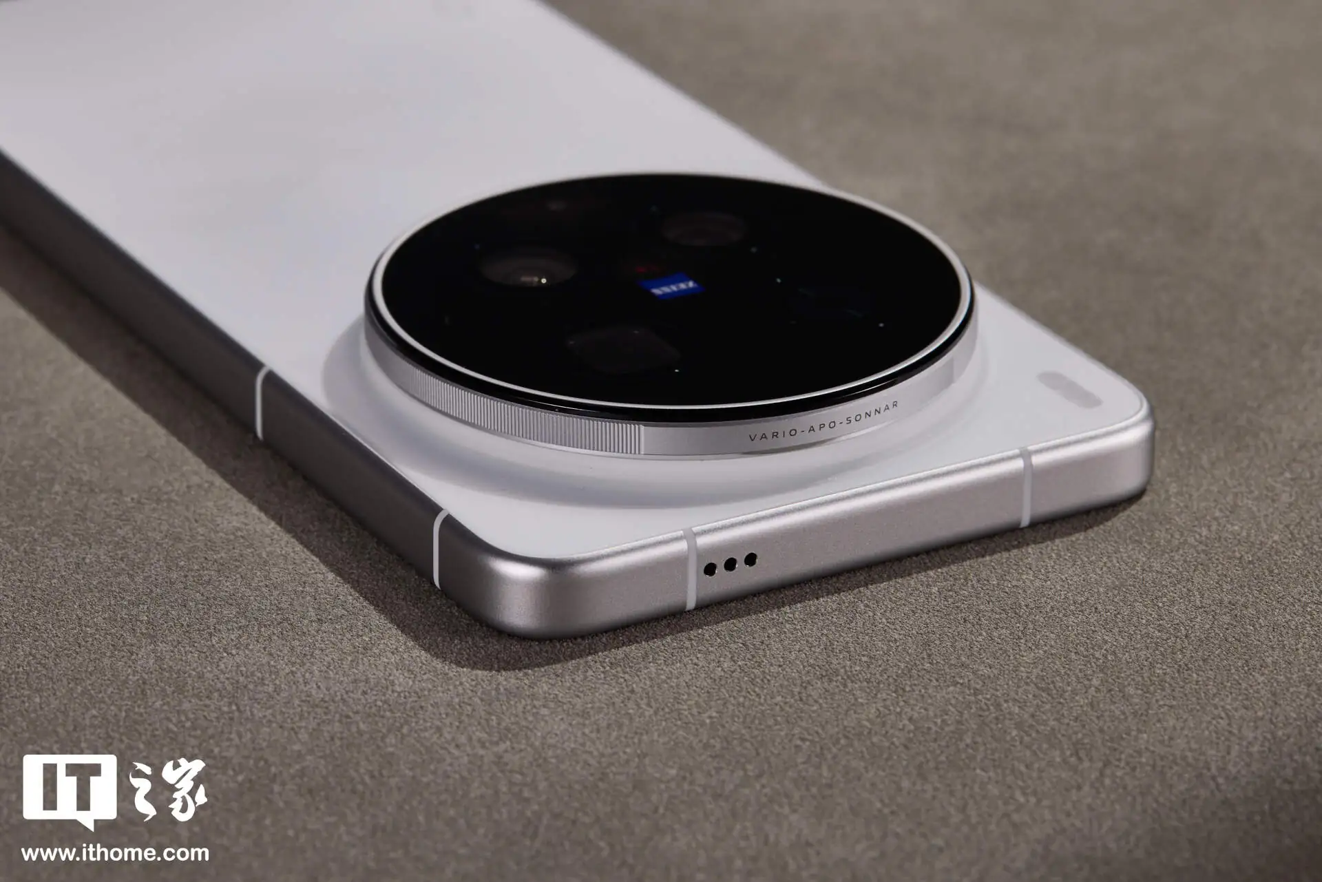 vivo X300 Ultra 摄影师套装图赏：用专业相机思路打造的“专业 V 单”