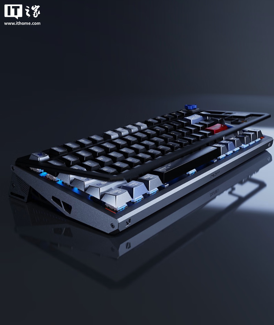 达尔优推出 ULTRA 75 旗舰键盘：星轨铰链翻盖快拆结构、8KHz 回报率，1799 元