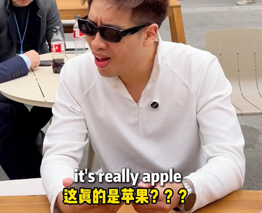 惊呆老外的折叠屏手机是它？OPPO Find N6现身MWC