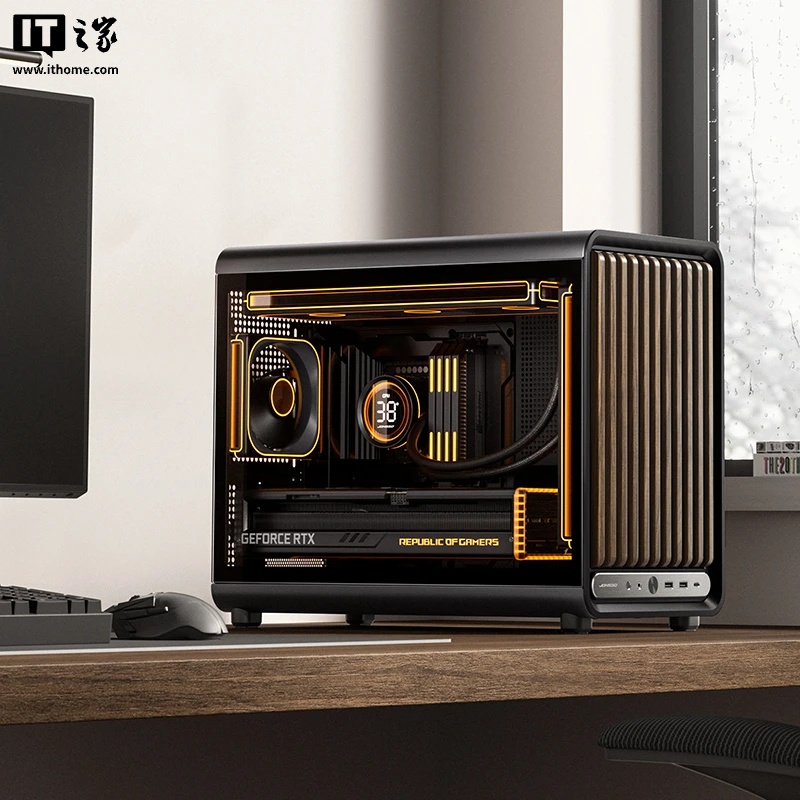 乔思伯 D33 M-ATX 机箱发售：可选黑白双色 / 木纹格栅，459 元起