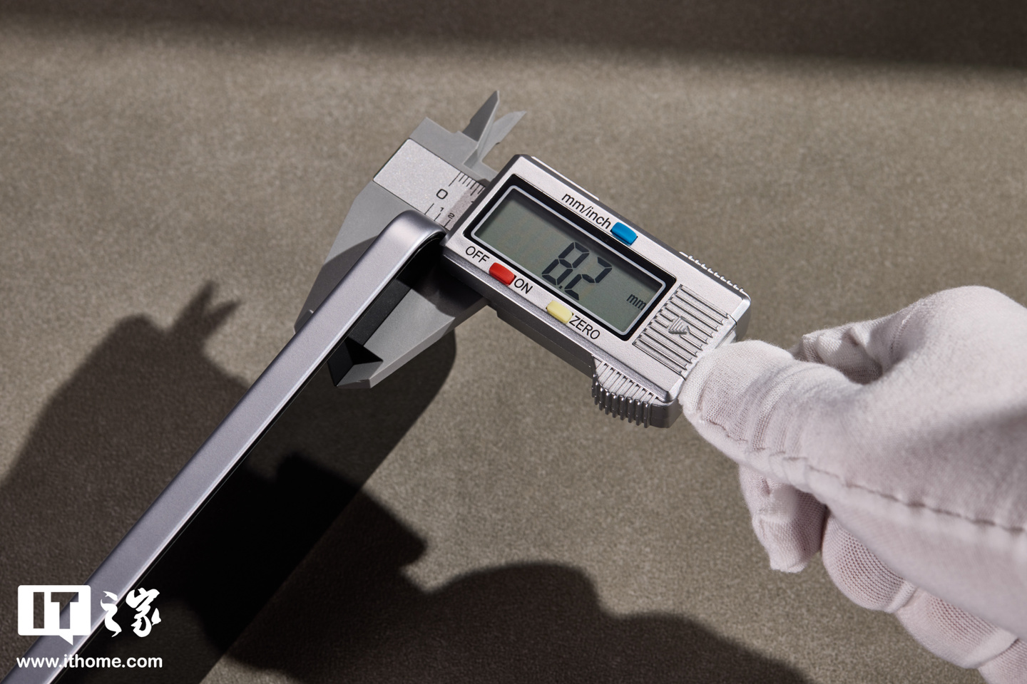 iQOO Z11 实拍图赏：iQOO 手机最大 9020mAh 电池 + iQOO 首个 165Hz 护眼电竞屏