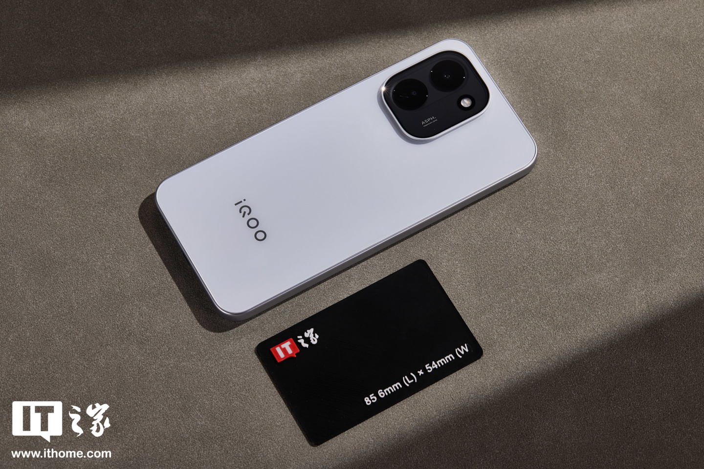 iQOO Z11 实拍图赏：iQOO 手机最大 9020mAh 电池 + iQOO 首个 165Hz 护眼电竞屏