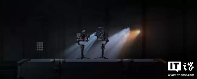 大疆推出 2026 版 DJI RS 4 Pro 套装：附稳定器本体及 DJI SDR 图传 7999 元