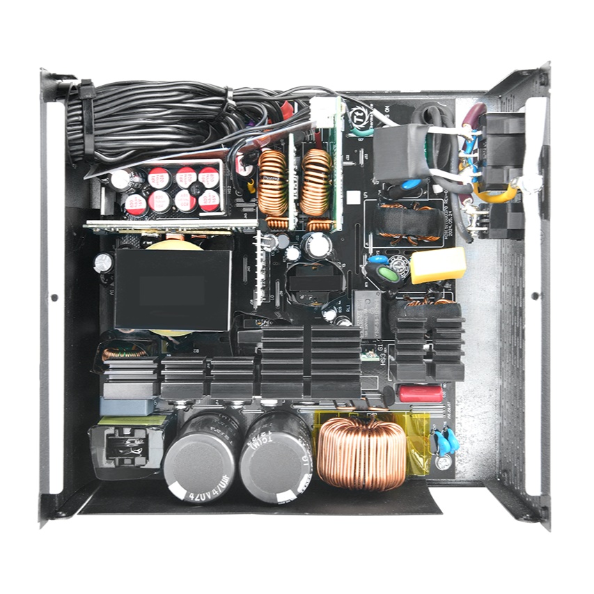 曜越推出 Toughpower GX3 SE 直出线电源，80 PLUS EU Gold 能效