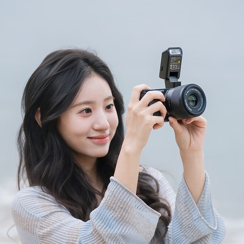 唯卓仕 Vintage Z2 Mini 折叠闪光灯发布：支持 TTL、闪光指数 GN6，首发 148 元