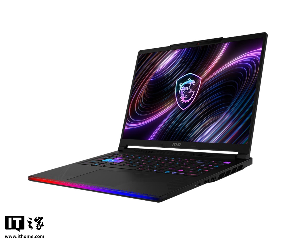 微星推出 2026 款泰坦 16 MAX 笔记本：Ultra 9 285HX + 32G + 1T，可选 RTX5070Ti/5090，22999 元起