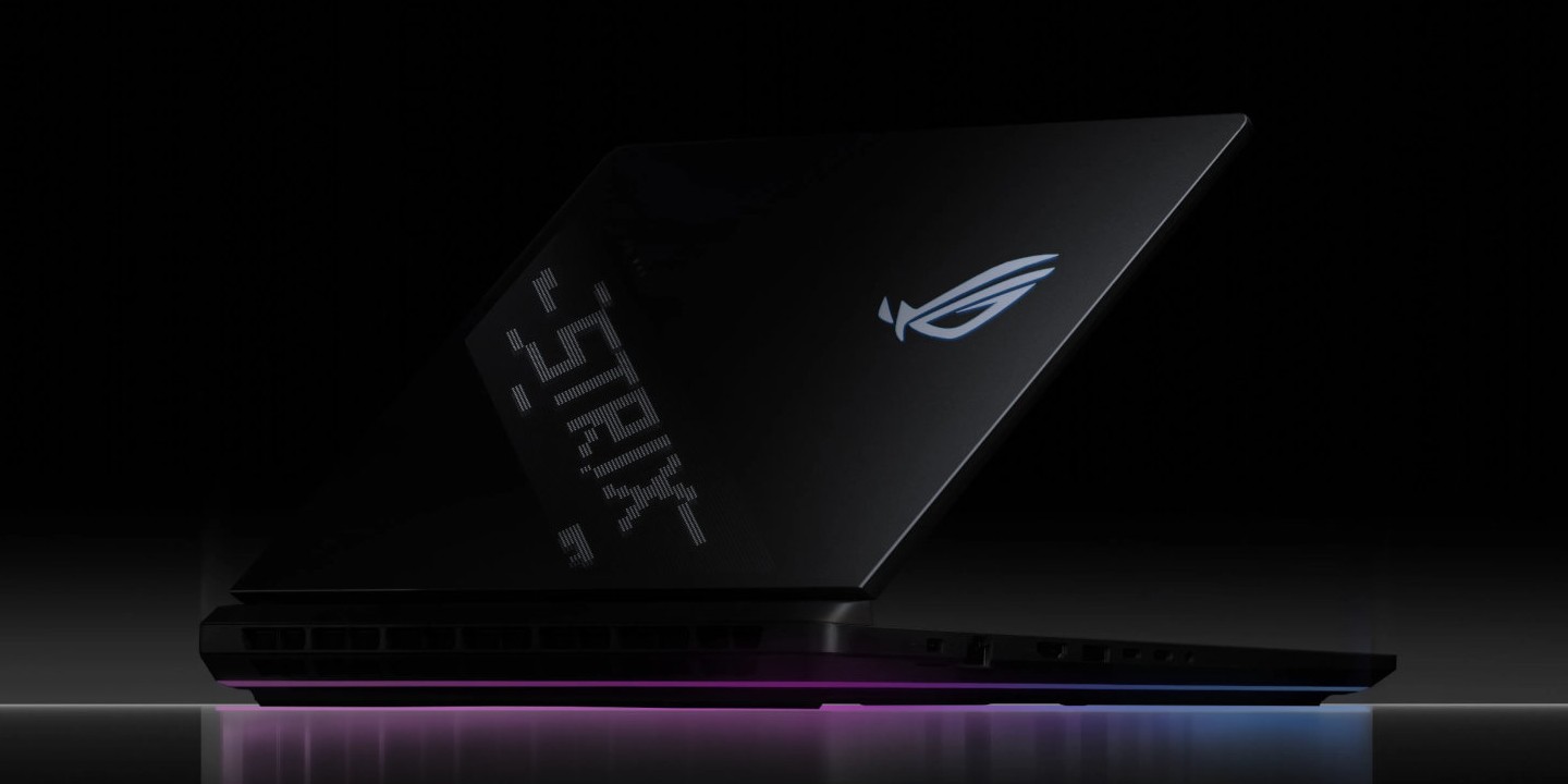 华硕 ROG Strix SCAR 18 旗舰游戏本官方曝光，配备 450W 电源适配器