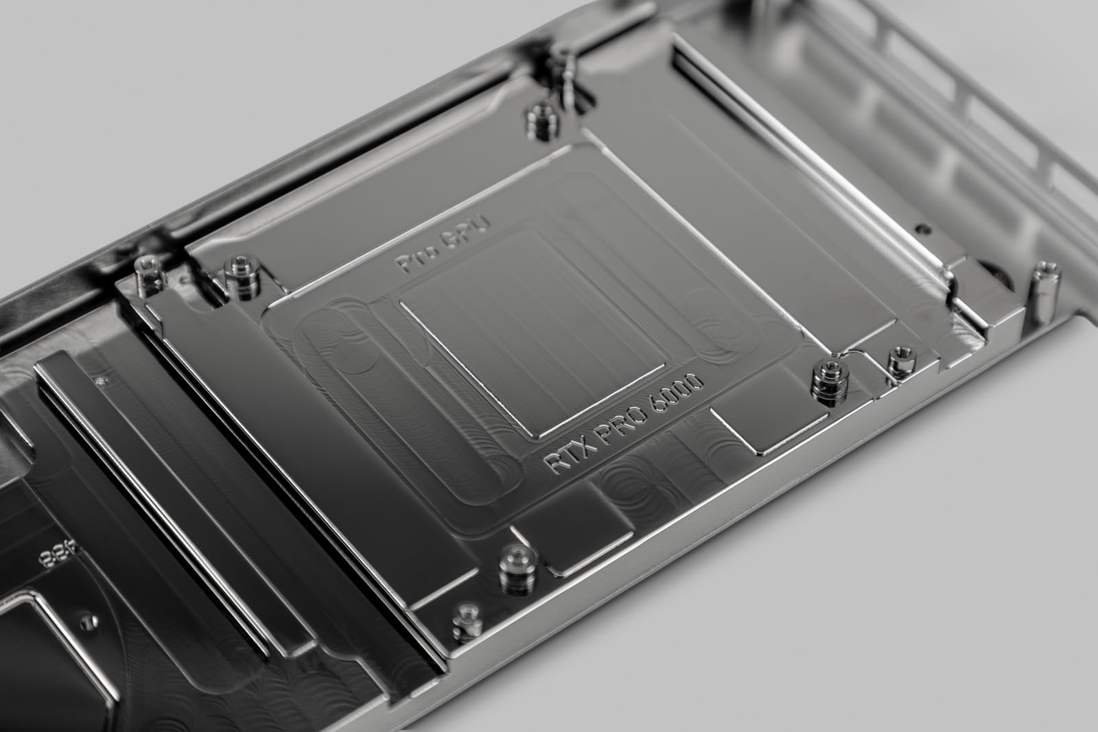 EK 推出 EK-Pro GPU WB RTX PRO 6000 SE 显卡分体冷头，单槽 FHFL