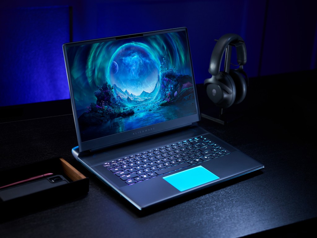 戴尔外星人 Alienware 16 Area-51 笔记本发布：至高可选酷睿 Ultra 9 290HX Plus 处理器、96GB 内存