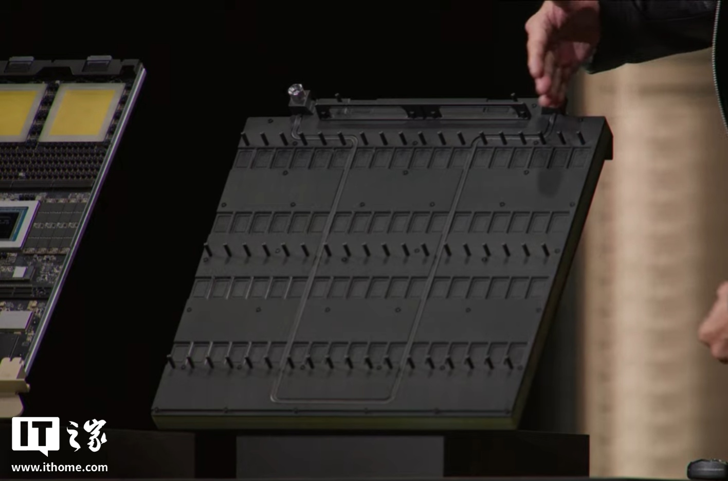 88核+1.2TB/s带宽：英伟达首发智能体AI处理器Vera