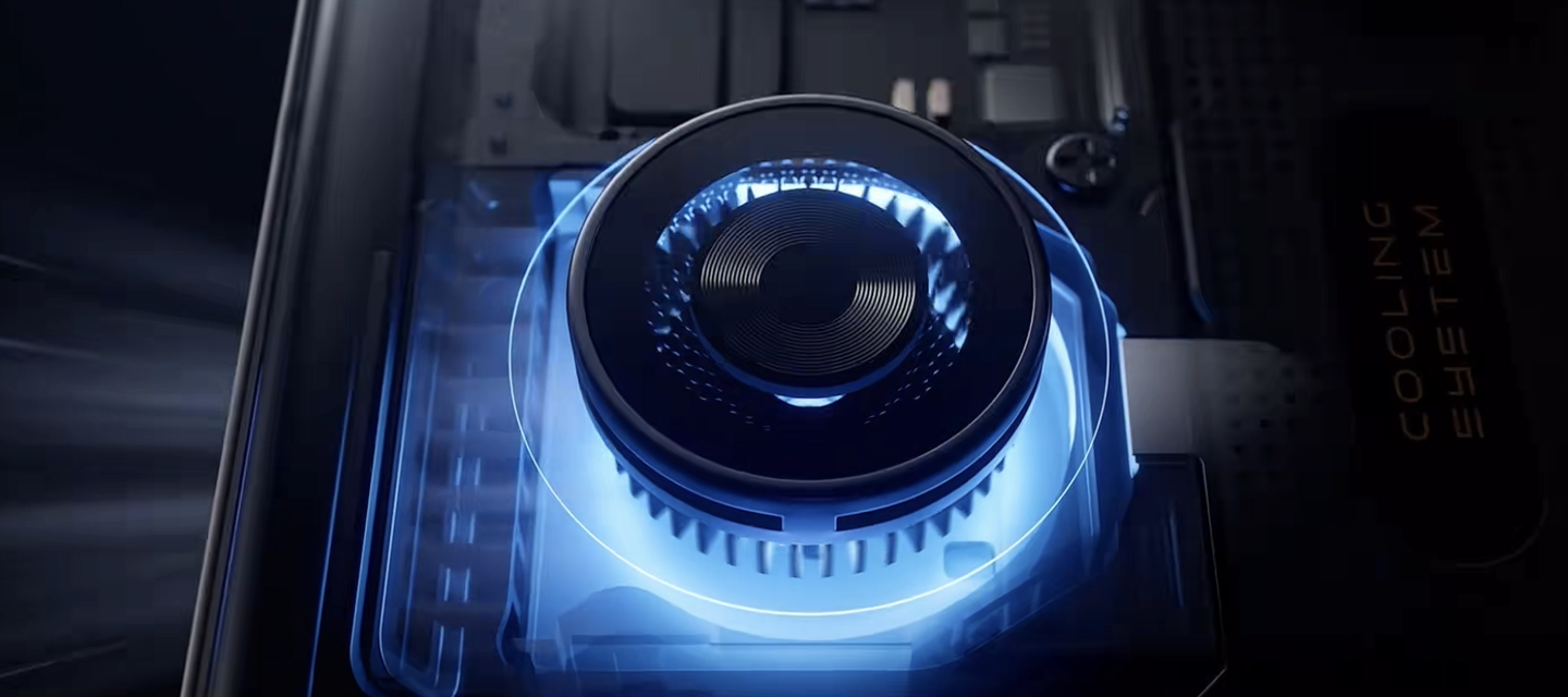 红魔 11 Air 手机“极光银”配色明天上市，现款量子黑 / 星尘白配色售 3699 元起