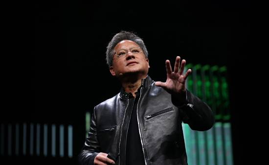 去年薪酬近5000万美元 NVIDIA黄仁勋新奖励公布：仅400万美元