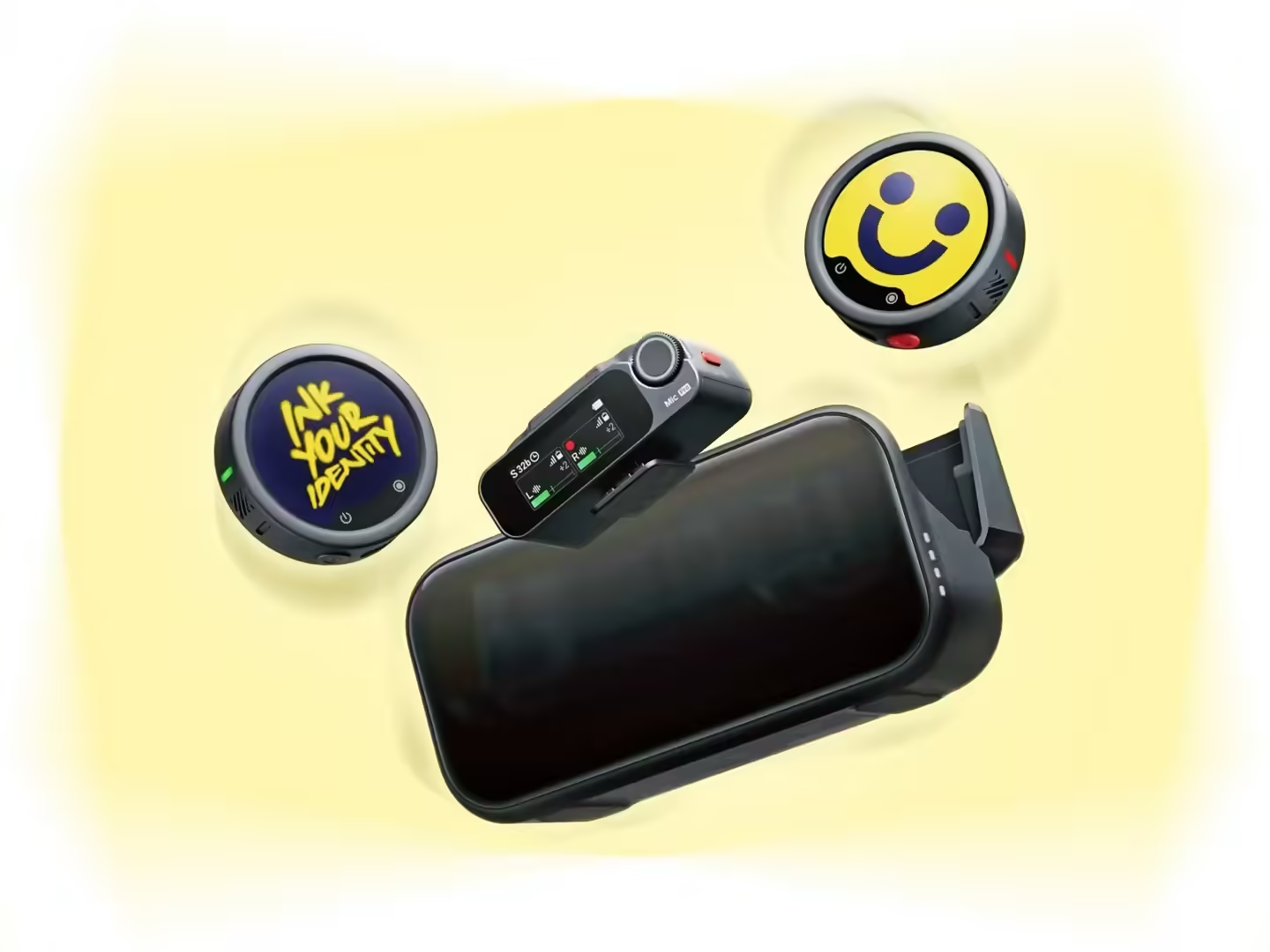 影石 Insta360 官宣 5 月 19 日发布彩色墨水屏麦克风,支持展示自定义内容