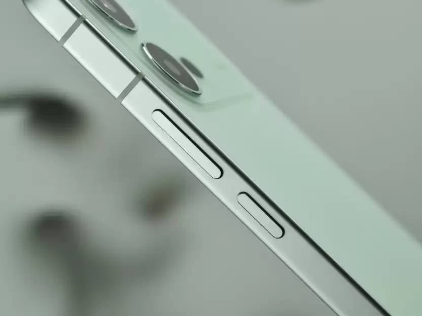 撇了手机壳,修图说再见?vivo S60 元气版全面评测