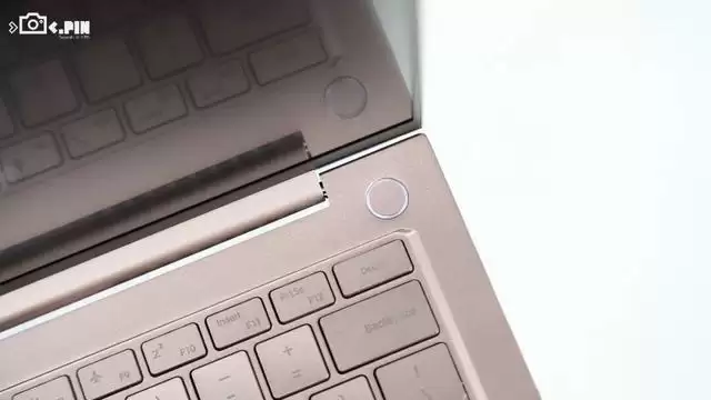 MacBook Neo卖爆后,Windows笔记本终于坐不住了