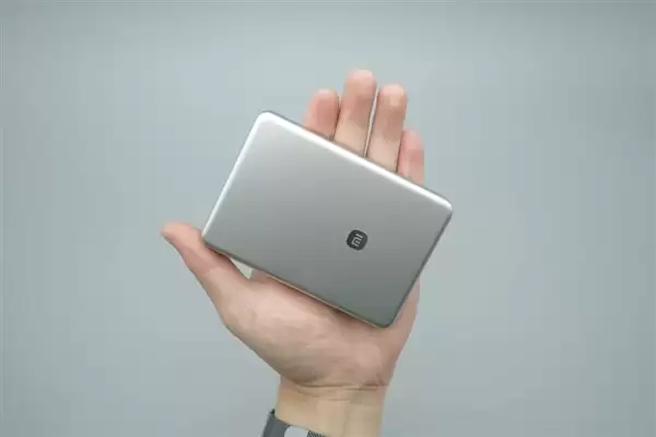 拆解报告:小米金沙江10000mAh 45W超薄磁吸移动电源