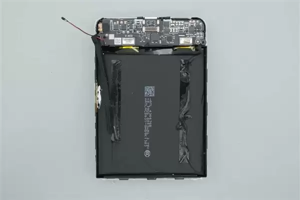 拆解报告:小米金沙江10000mAh 45W超薄磁吸移动电源