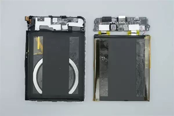 拆解报告:小米金沙江10000mAh 45W超薄磁吸移动电源