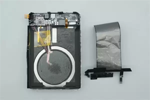 拆解报告:小米金沙江10000mAh 45W超薄磁吸移动电源