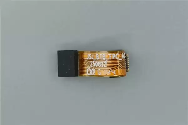 拆解报告:小米金沙江10000mAh 45W超薄磁吸移动电源