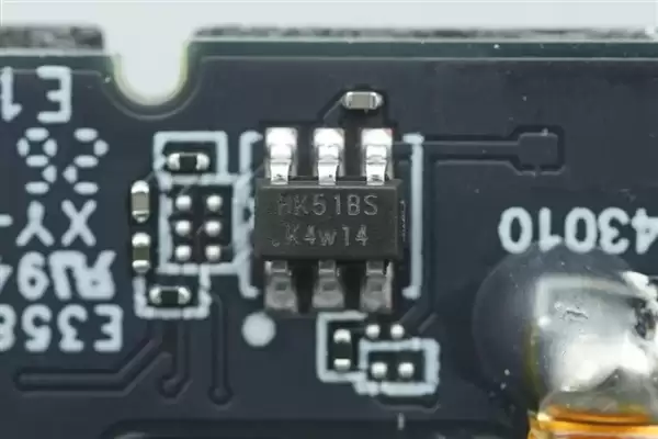 拆解报告:小米金沙江10000mAh 45W超薄磁吸移动电源